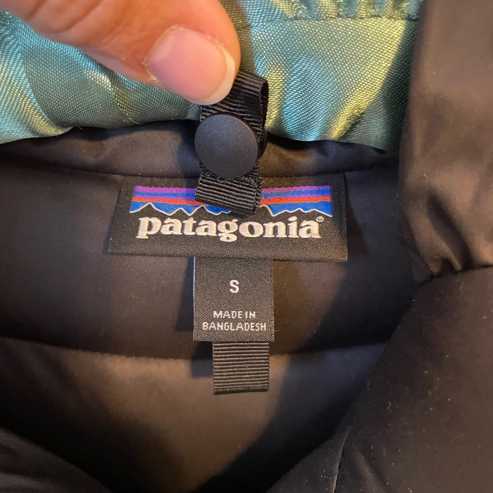 Patagonia size S Black Down Jacket (knee length) - Picture 2 of 10